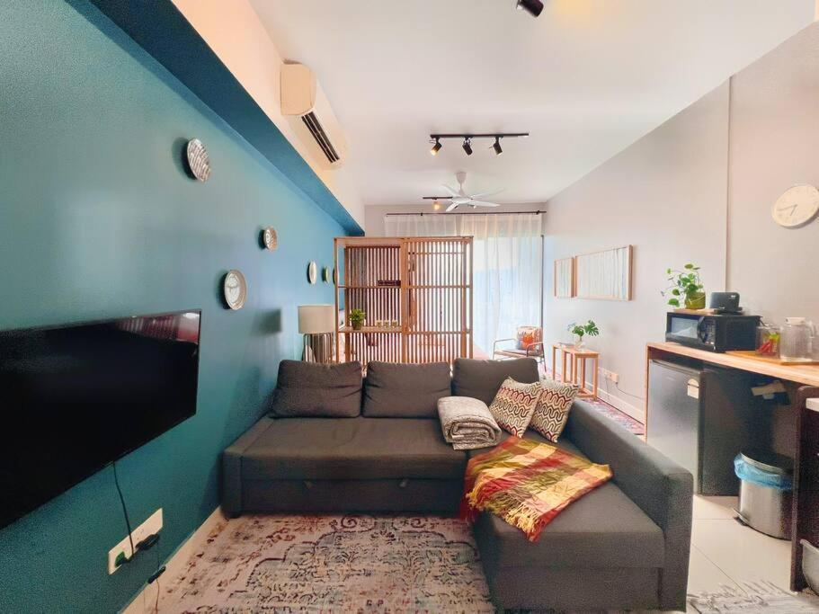 7 Pax Family Connecting Room D'Sara, Direct Link Mrt Kampung Selamat, Near Sungai Buloh & Thomson Hospital 莎阿南 外观 照片